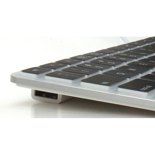 Keyboard Skins fits Wired Aluminium KB, WT ON BK US ENG.